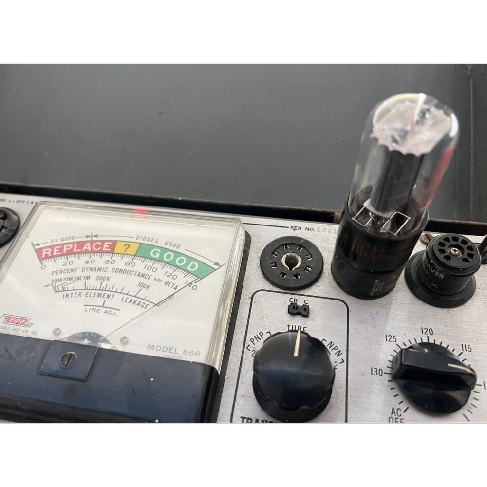 RCA 6V6 GTA Grey Plate Vacuum Tube